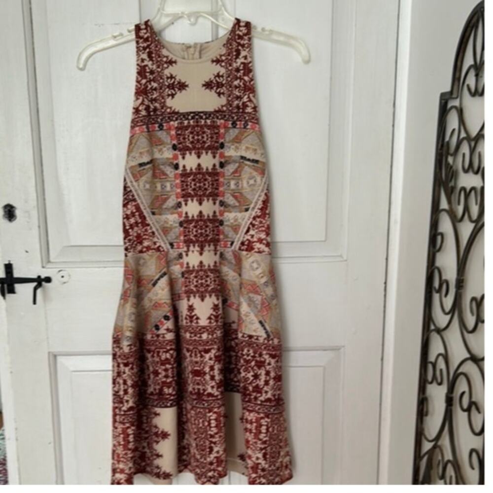 Love,‎ Fire Dress, Size Medium